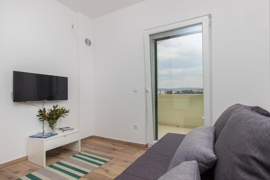 Riva 2 Apartment กราปานจ์ ภายนอก รูปภาพ