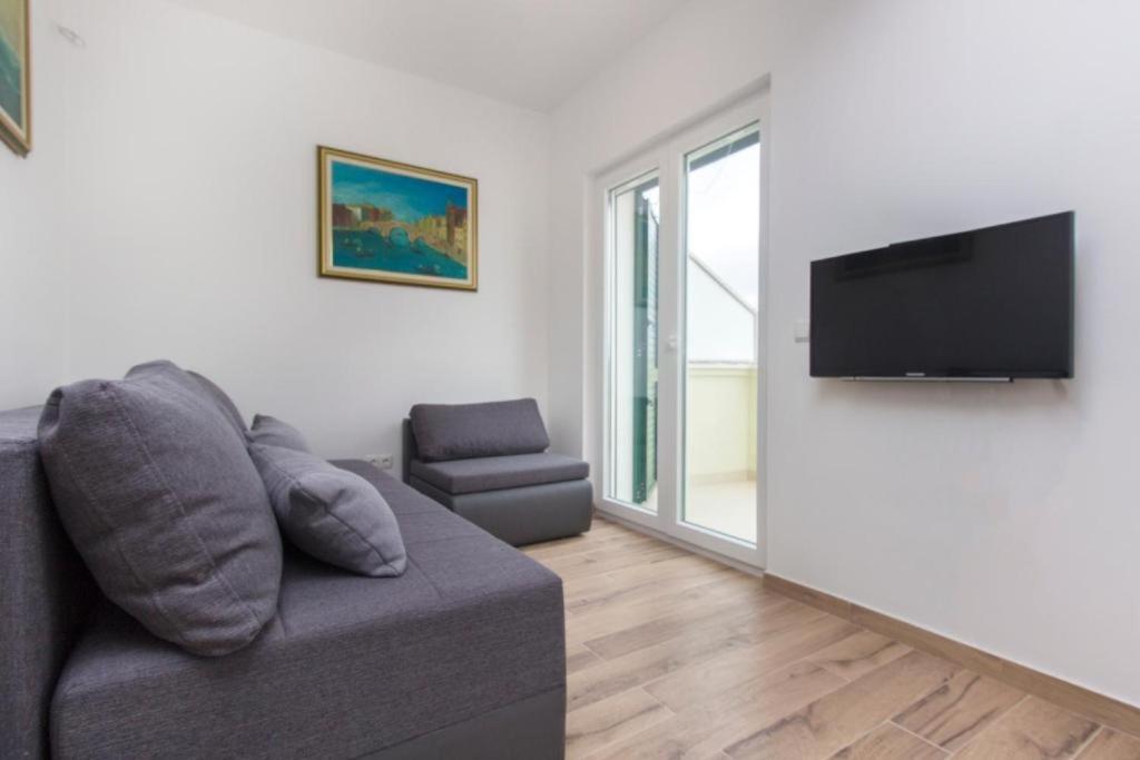 Riva 2 Apartment กราปานจ์ ภายนอก รูปภาพ